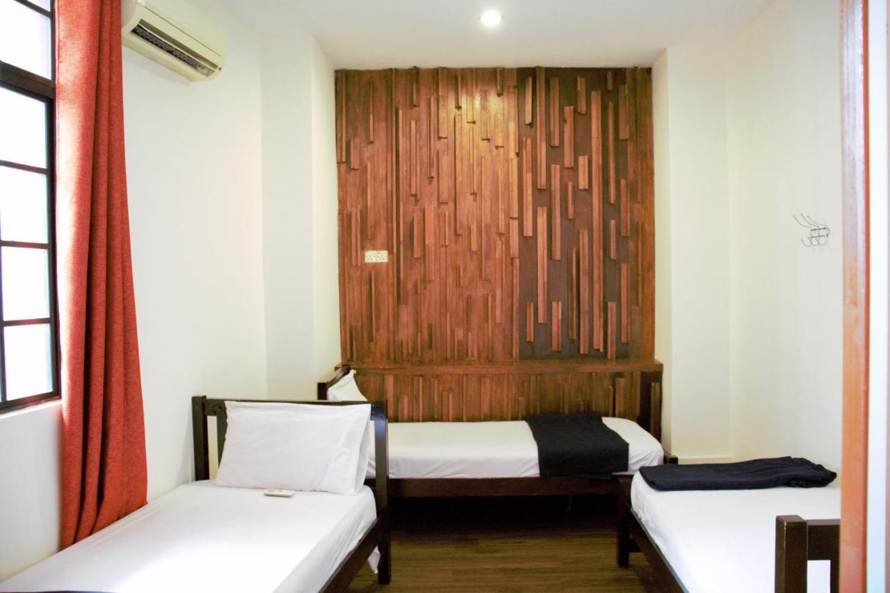 The Explorers Guesthouse And Hostel Kuala Lumpur Exterior foto
