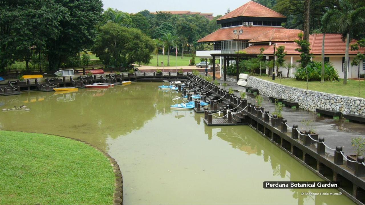The Explorers Guesthouse And Hostel Kuala Lumpur Exterior foto
